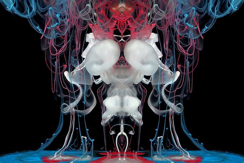 Illustration for article titled El curioso arte de fotografiar líquidos de colores